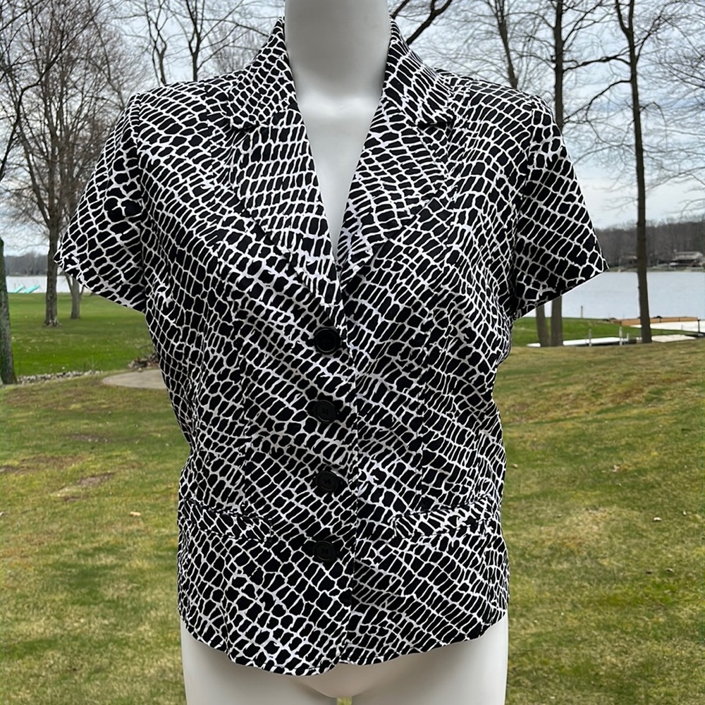 First Option vintage B&W short jacket PXL